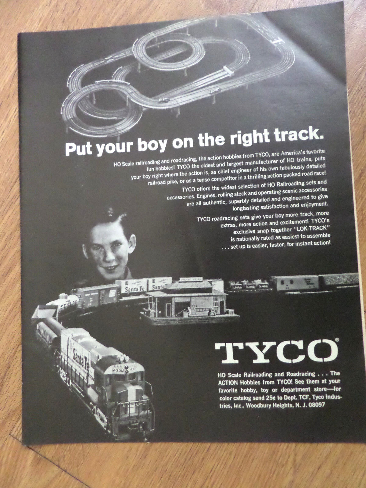 1969 Tyco Electric Trains Ad  Christmas Train Santa Fe HO Sets