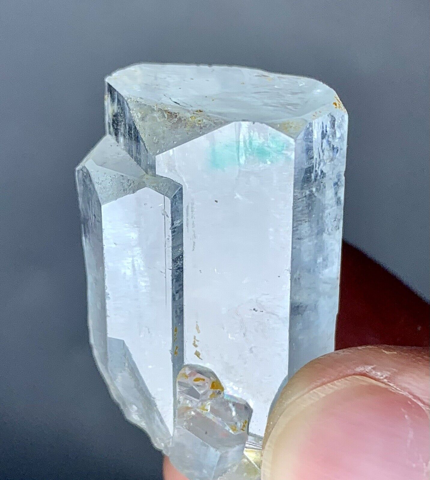 75 Carat Aquamarine Crystal From Skardu Pakistan