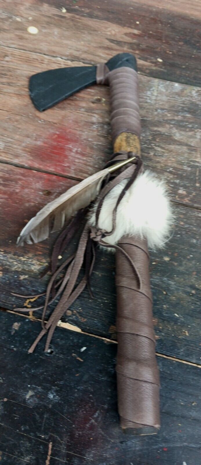 **AWESOME  NATIVE AMERICAN  HAND MADE TOMAHAWK SOUVENIR TOY 1950s NICE**