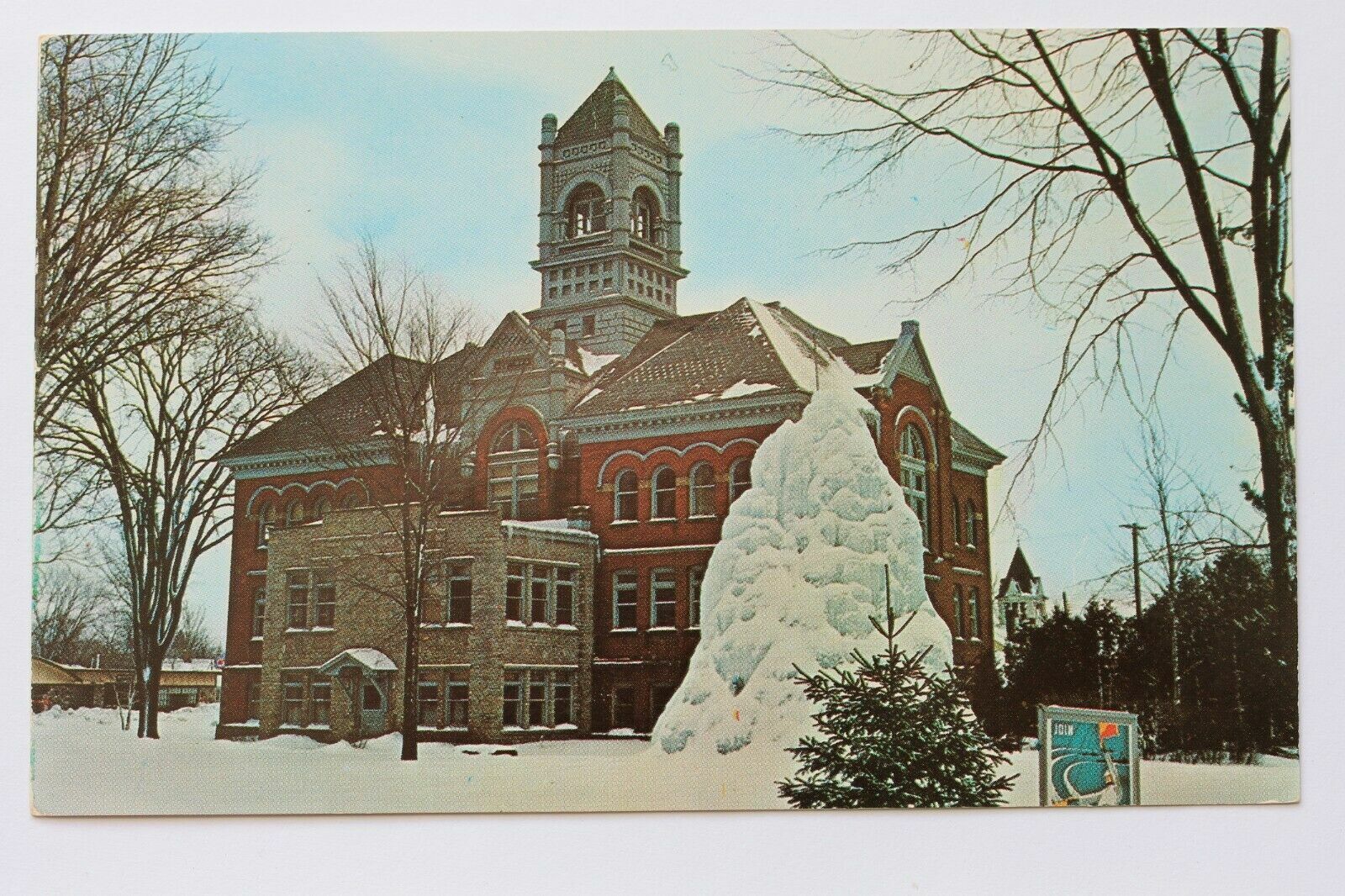 Postcard ICE CASTLE ON COURT HOUSE GROUNDS AT GAYLORD, MICHIGAN, 1958