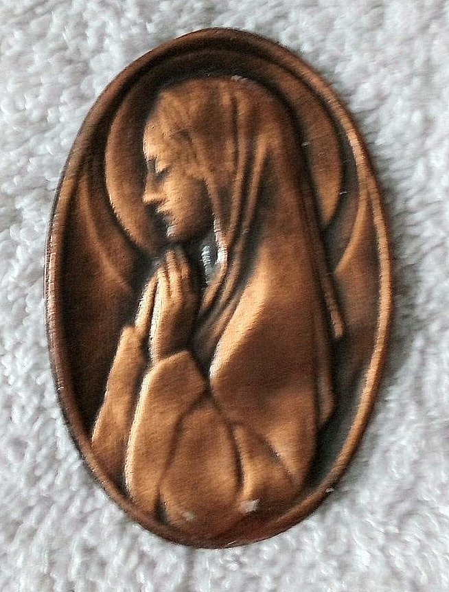 Vintage 1940\'s French Bronze Praying Virgin Mary Medal
