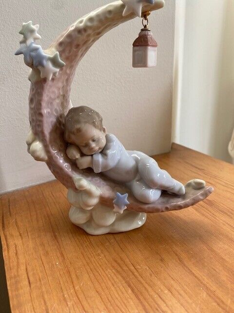 Vintage 1997 Lladro porcelain figurine #6479 Heavenly Slumber Baby Boy MINT