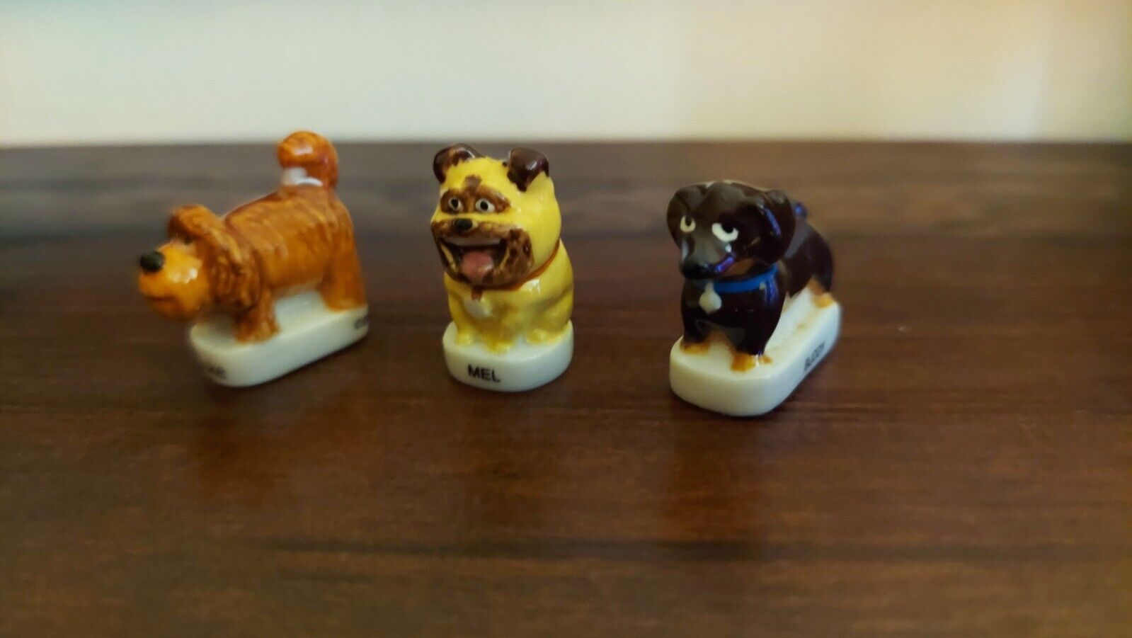 Lot 3 French Feves / Miniatures in porcelain: Secret Life of Pets (dogs)
