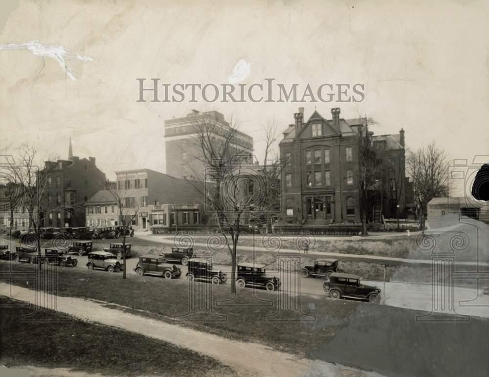 2004 Press Photo Exterior of Harrisburg Hospital in the 1920\'s - pnx00001