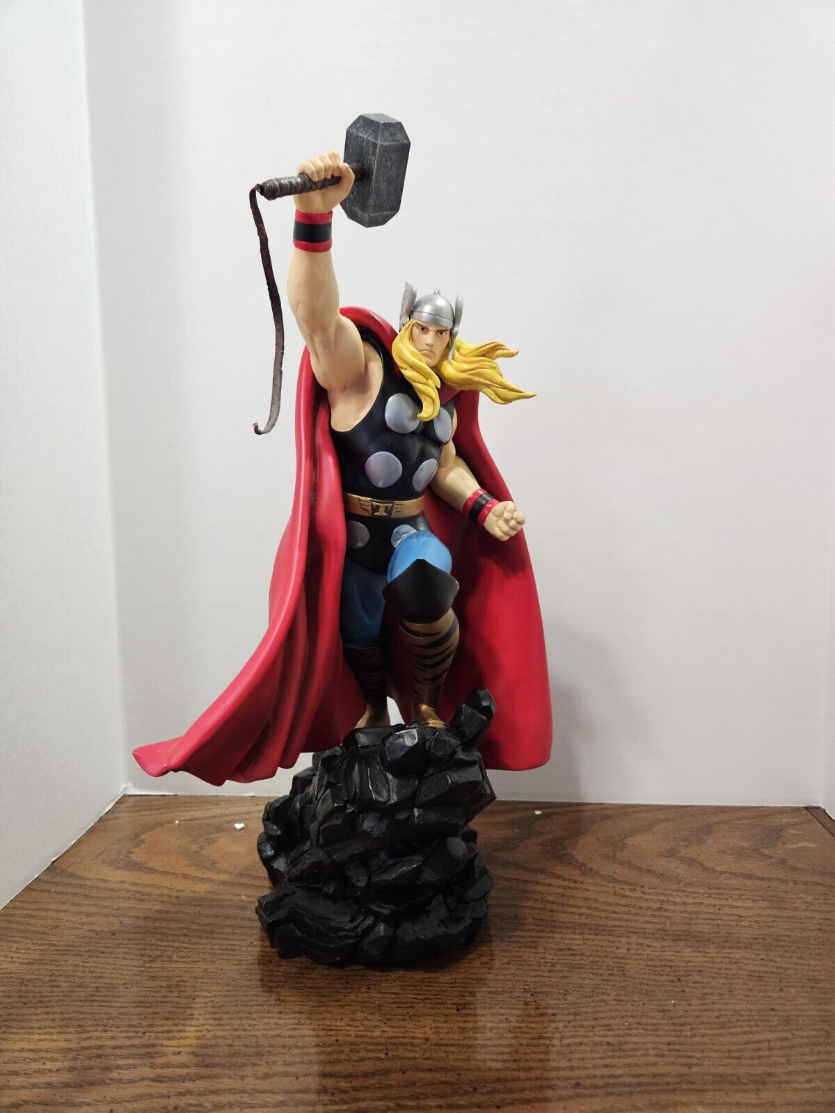 Bowen Full-Size Thor Statue 1/8 Scale Avengers HTF Rare Change-O-Head