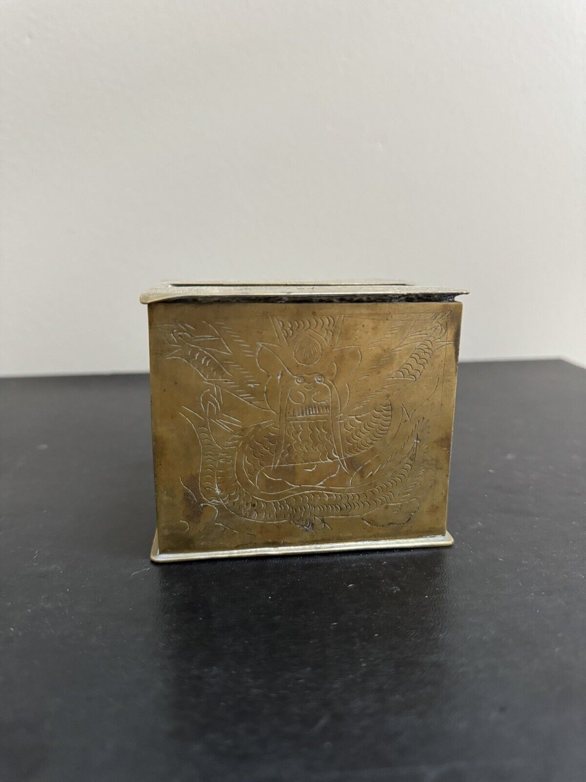 Antique Vintage Brass Chinese Etched Dragon Cigarette Dispenser Box