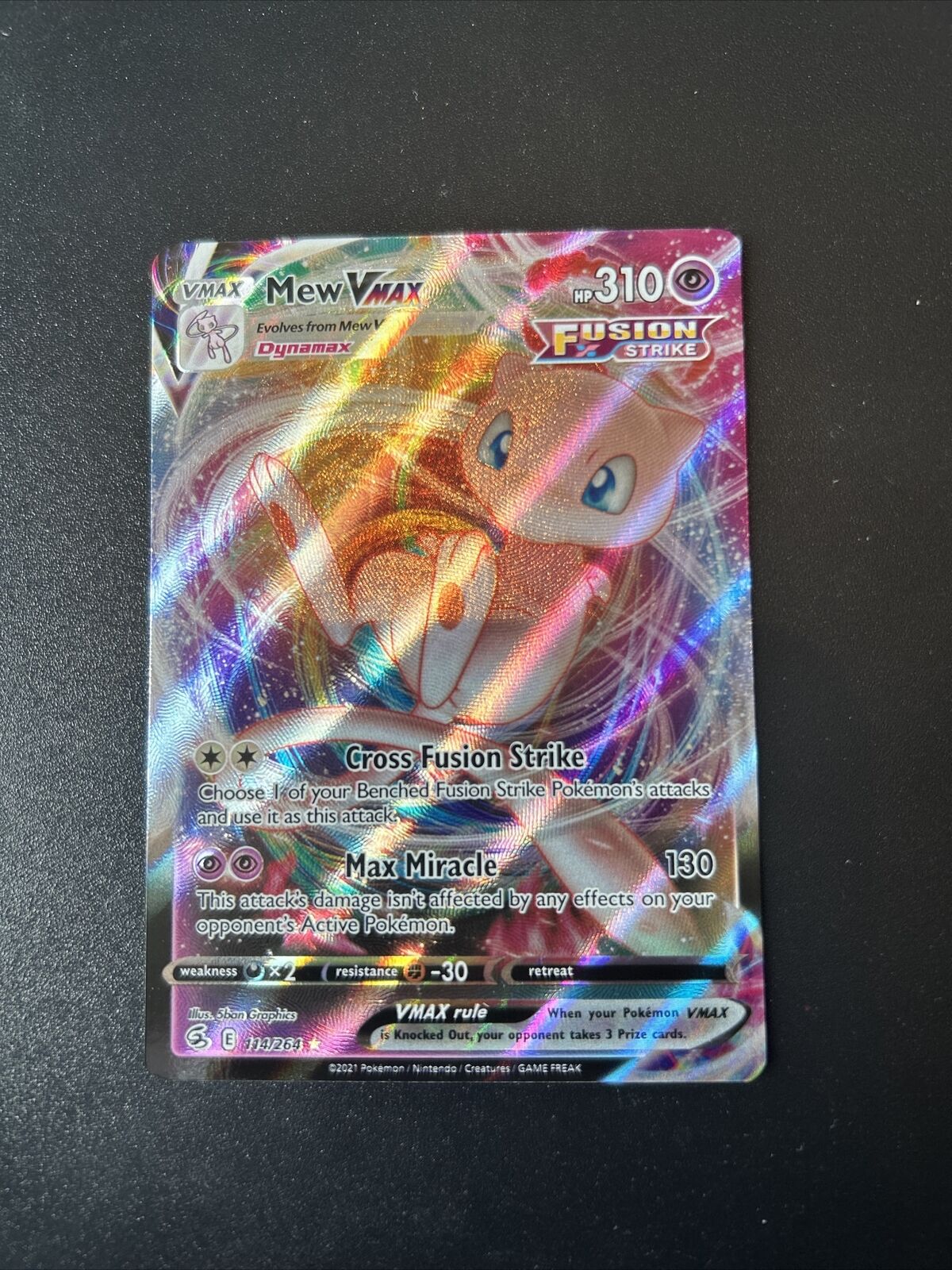 Mew VMAX Pokemon Card - 114/264 Fusion Strike