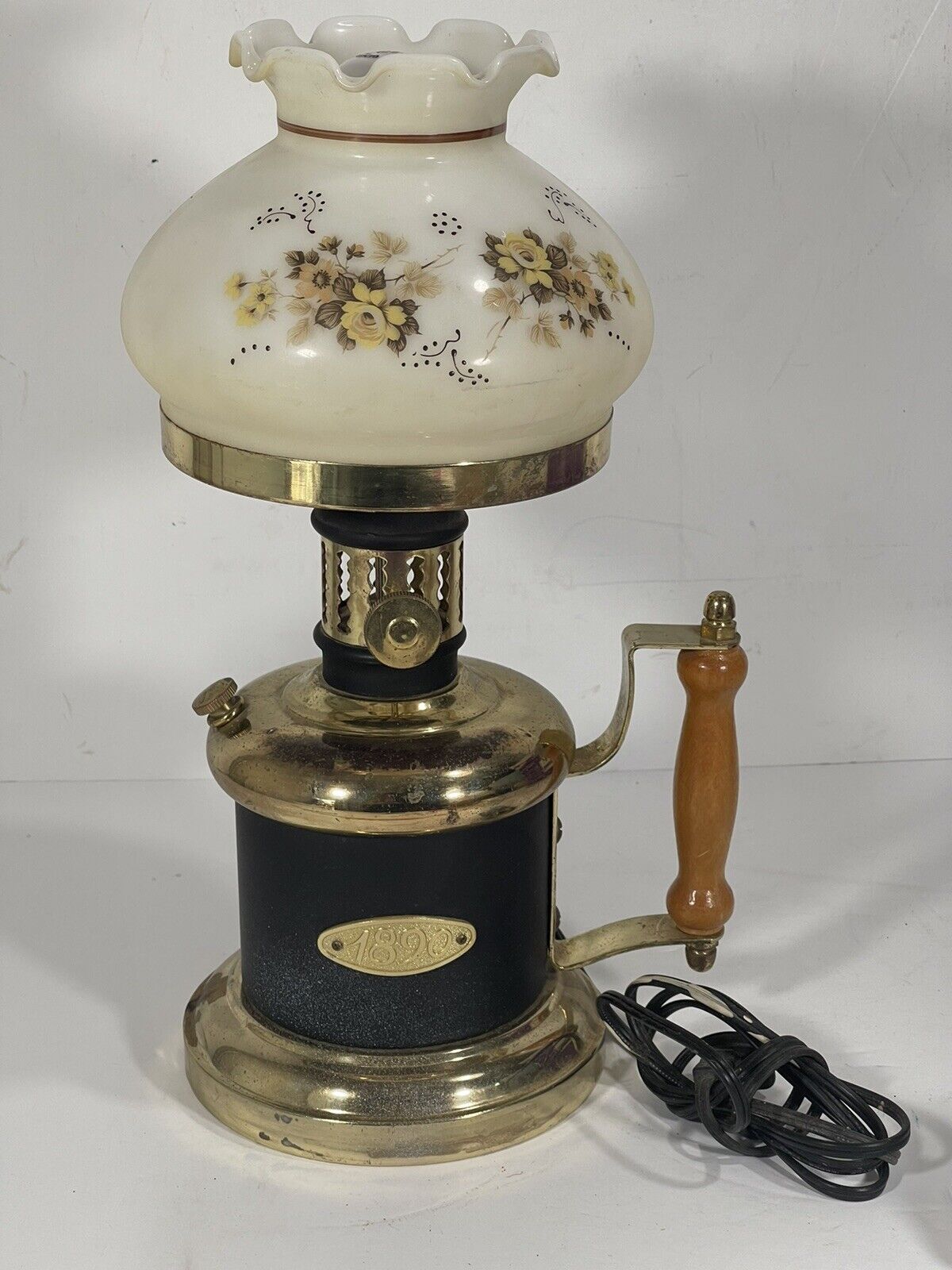 Vintage 1890 Underwriters Laboratories Hand Painted Hurricane Shade Lamp 3 Way L