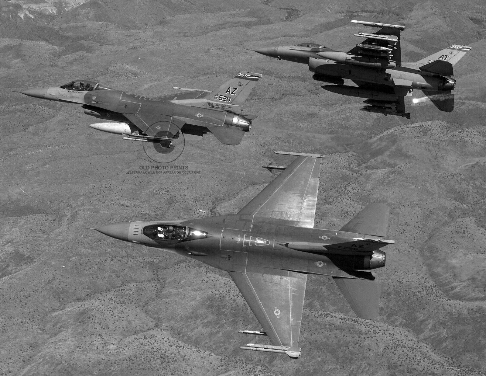 F-16 Fighting Falcon Fighter Aircraft Photo Formation Over Arizona 8.5X11 Print
