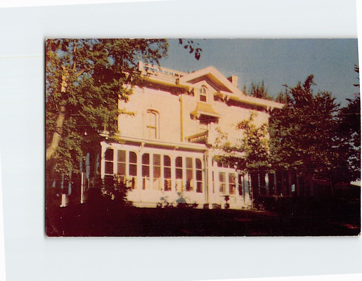 Postcard Front View Of Villa Louis Prairie du Chien Wisconsin USA