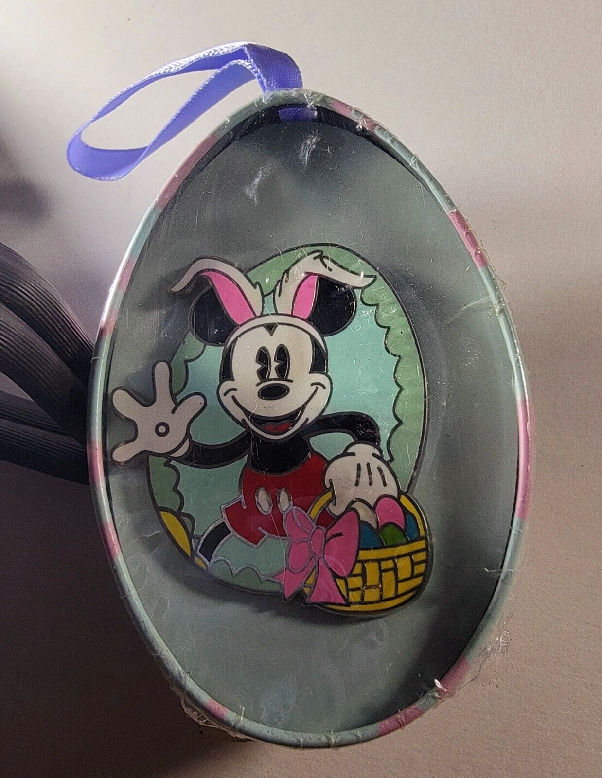 Disney Pin Mickey Dressed As The Easter Bunny in Egg Shaped Box 2016 Sealed New