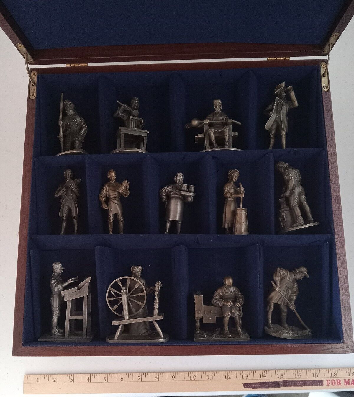 Franklin Mint-The People Of Colonial America Complete Set, With Display Box