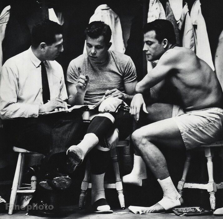 1950s NFL FOOTBALL New York Giants Players Locker Room Coaching Photo Art 12x16