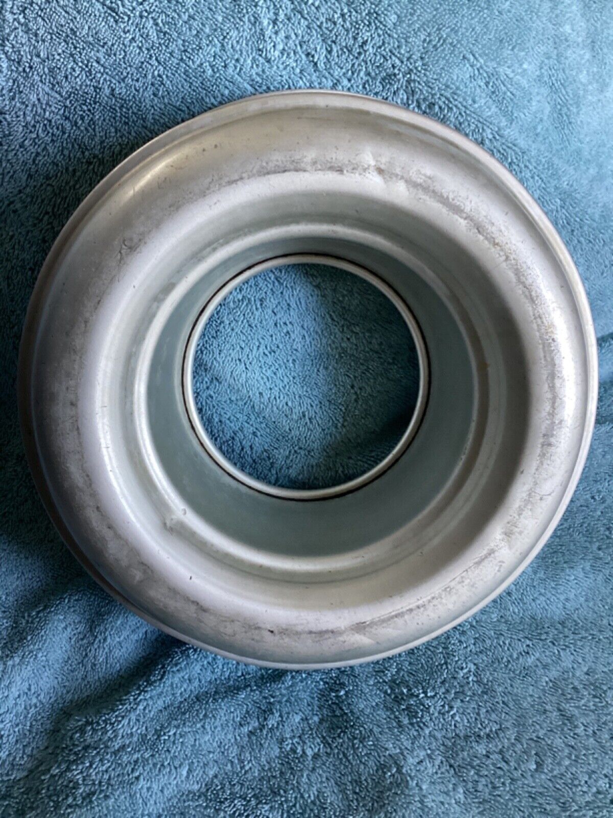 Vintage Mirro The Finest Aluminum 6 1/2 Cup 9” Ring Mold/Tube Pan