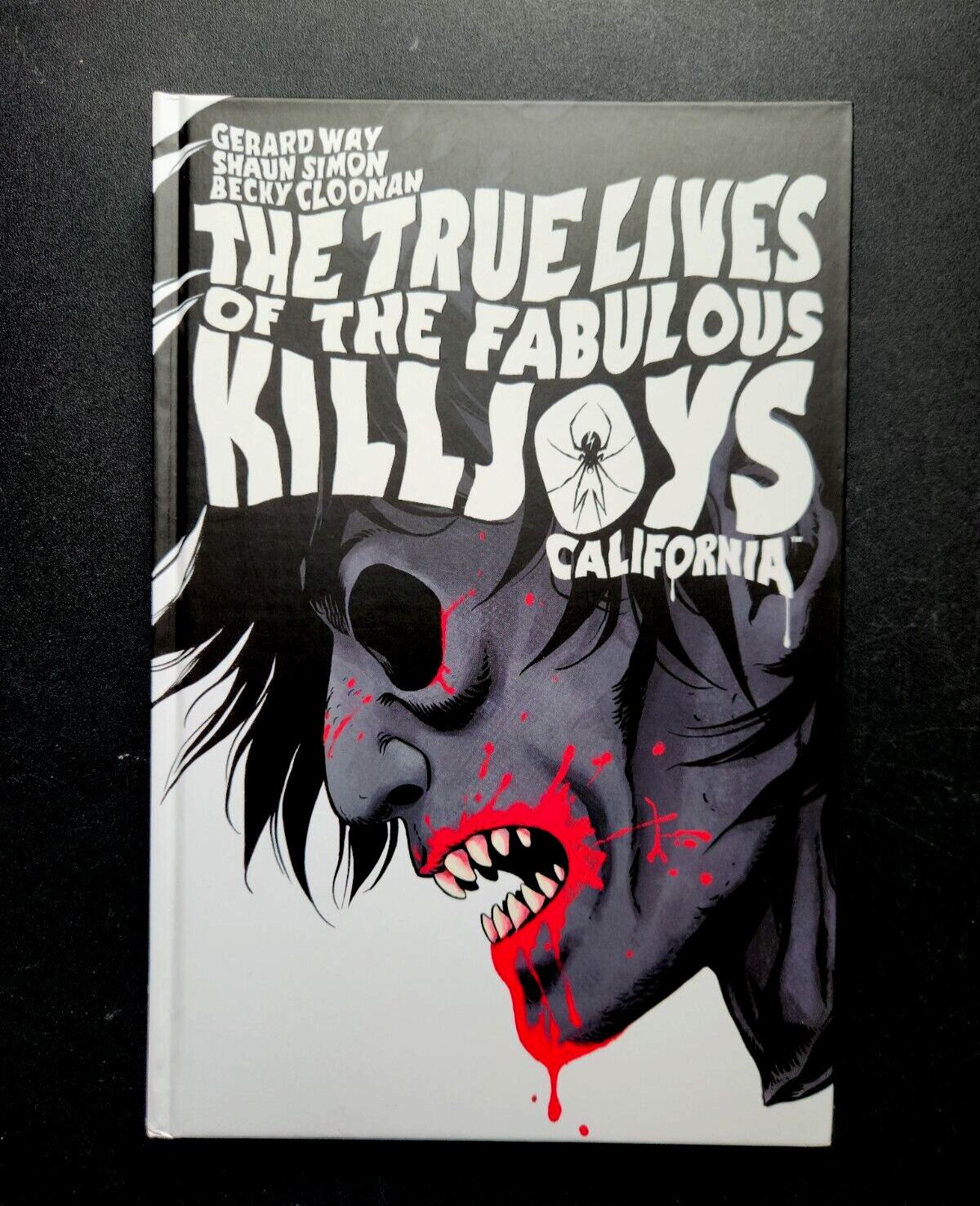The True Lives of the Fabulous Killjoys California Library Edition Dark Horse