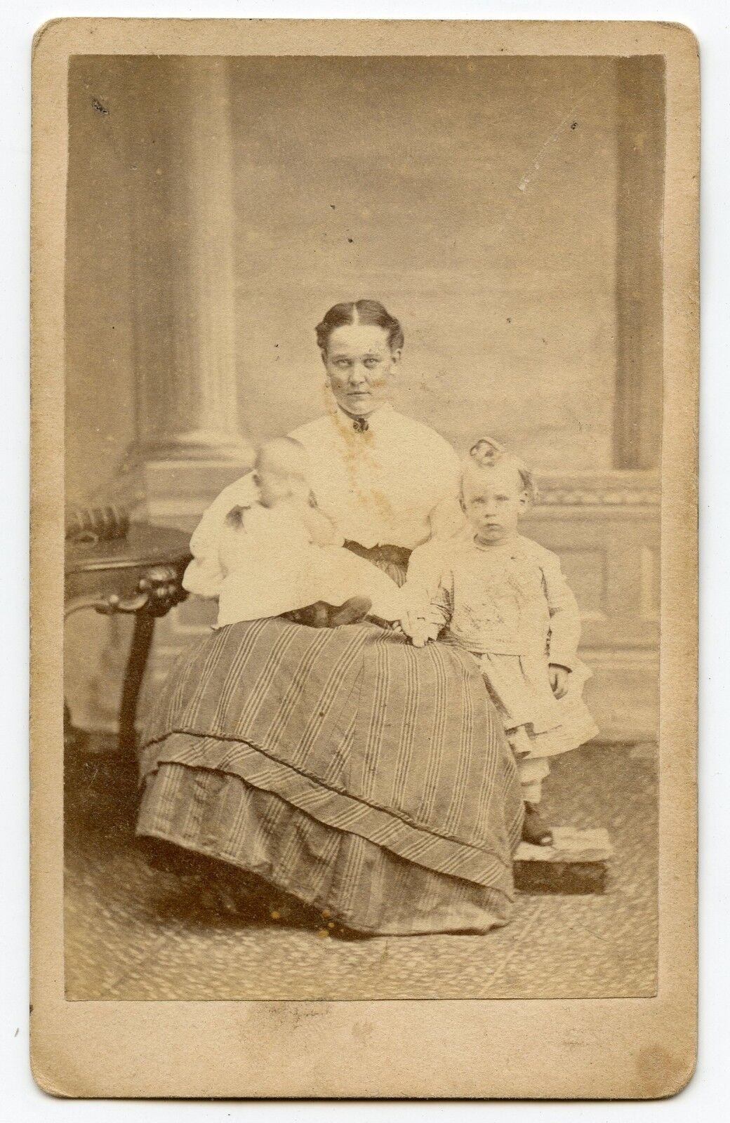 Woman with Kids CDV Photo by A. C. Mcintyre, Brockville C.W. Canada West