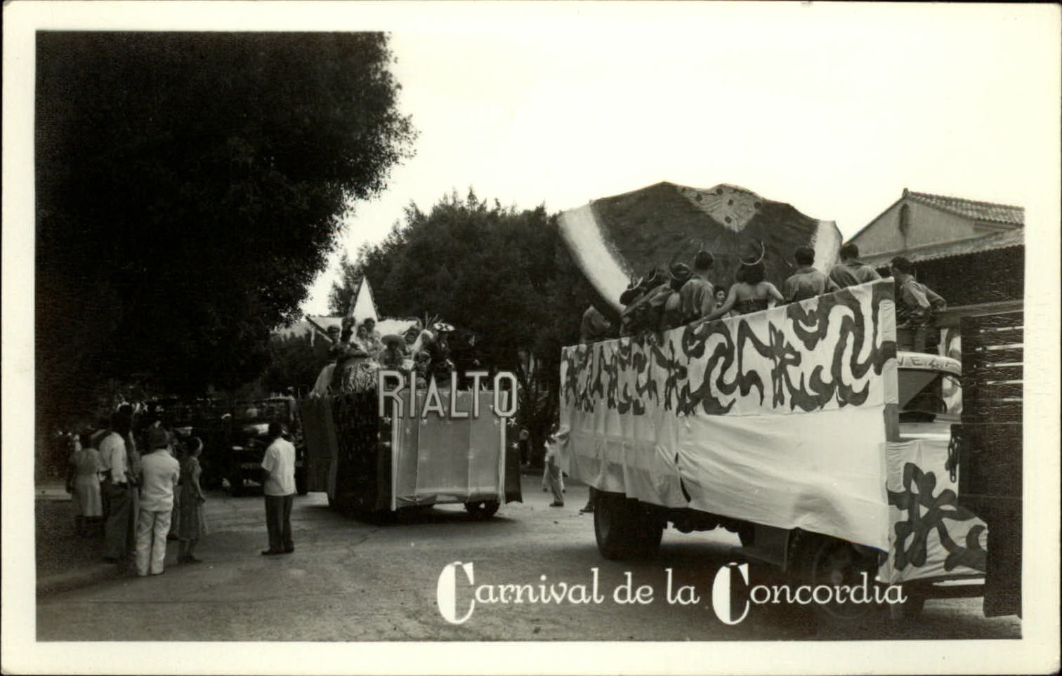 RPPC Carnival de la Concordia Panama parade floats Rialto ~ real photo postcard
