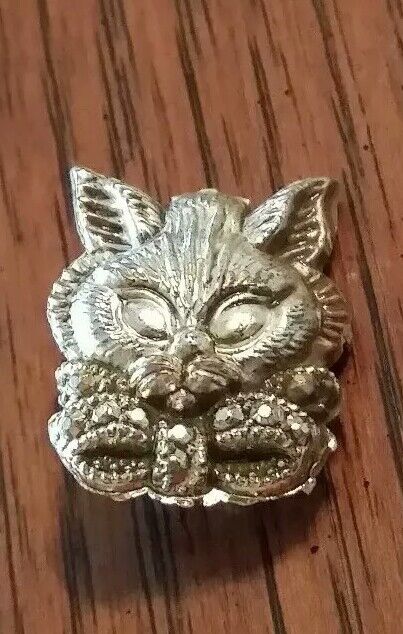 Vintage plastic EPPY CAT KITTEN gumball charm prize jewelry, no loop 