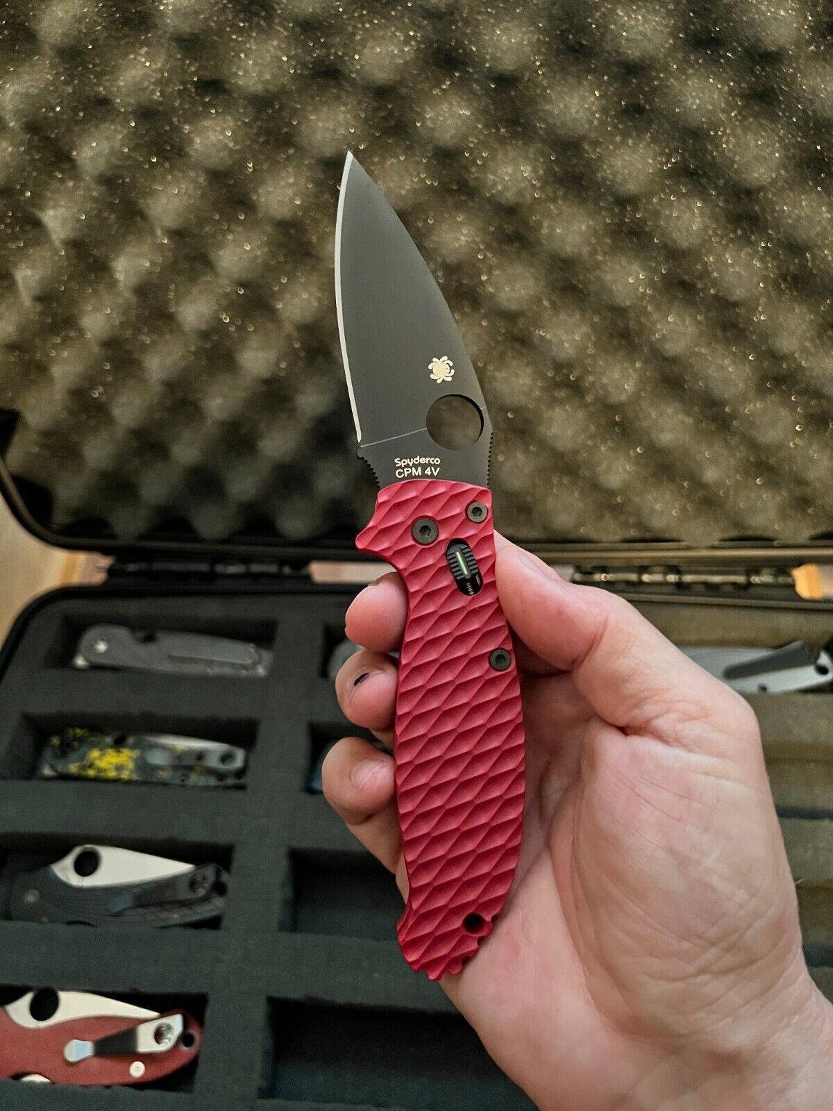 Spyderco Manix 2 Custom Exclusive, DLC 4V, Red Original Goat Scales, and More...