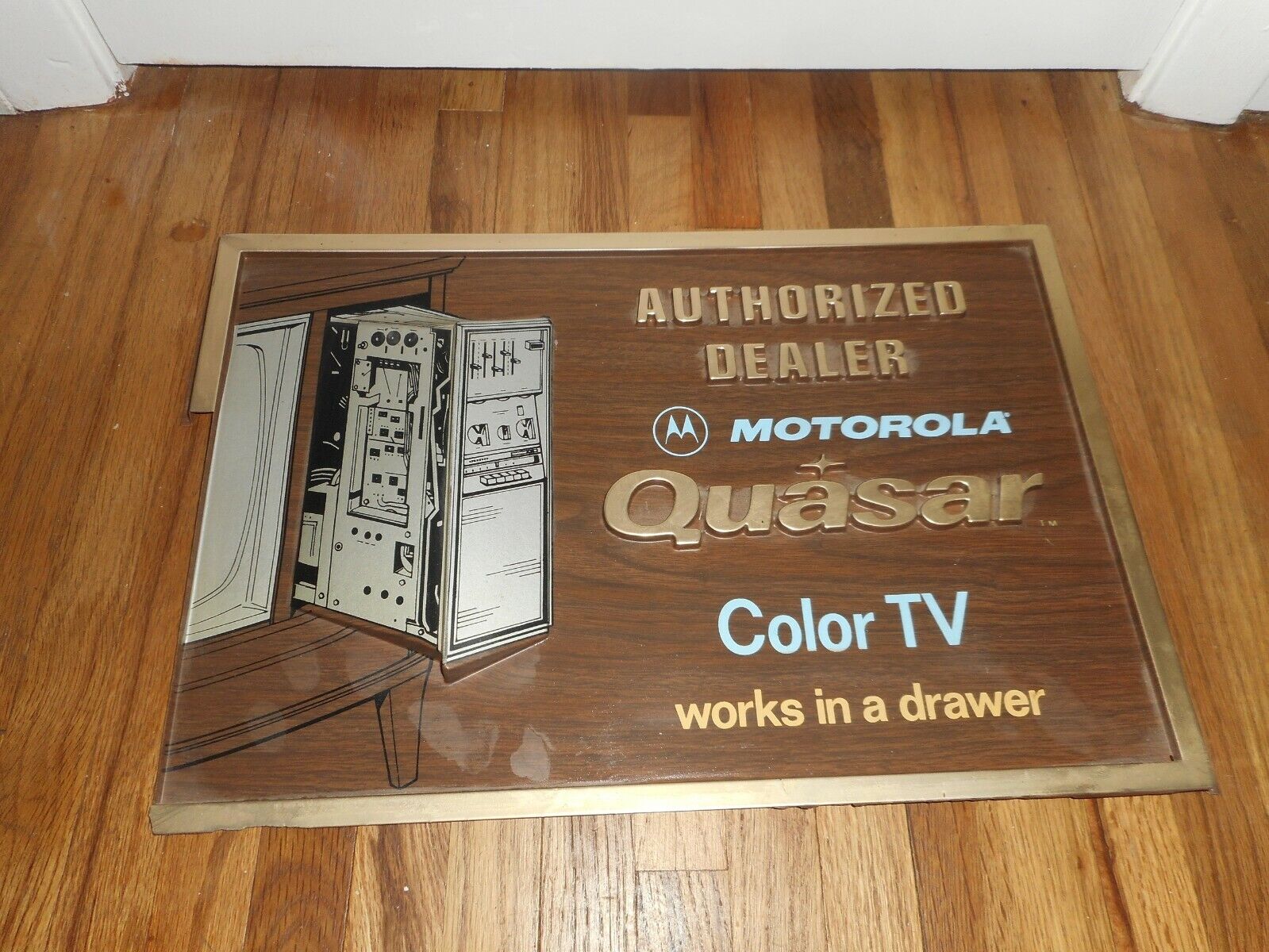 Vintage MOTOROLA QUASAR Color TV Television Dealer Plastic Advertising Sign