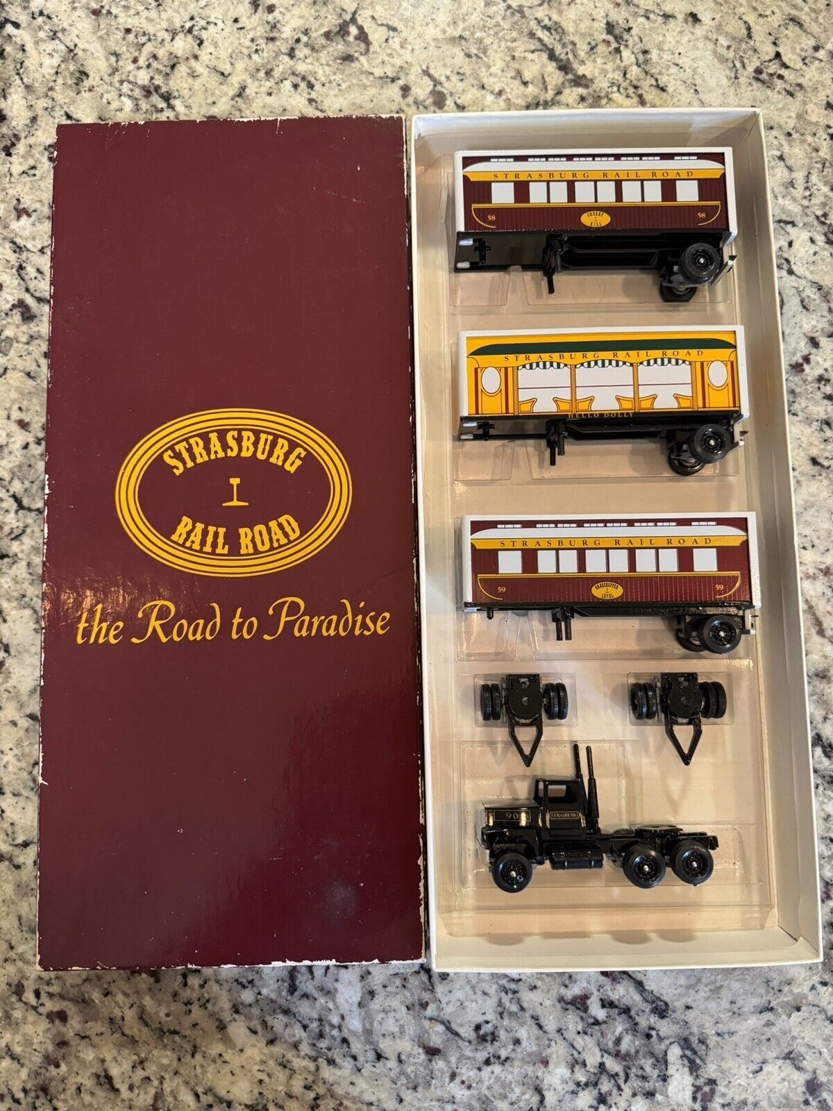 Strasburg Railroad Winross Tractor With Triple Trailers Die Cast Truck Set