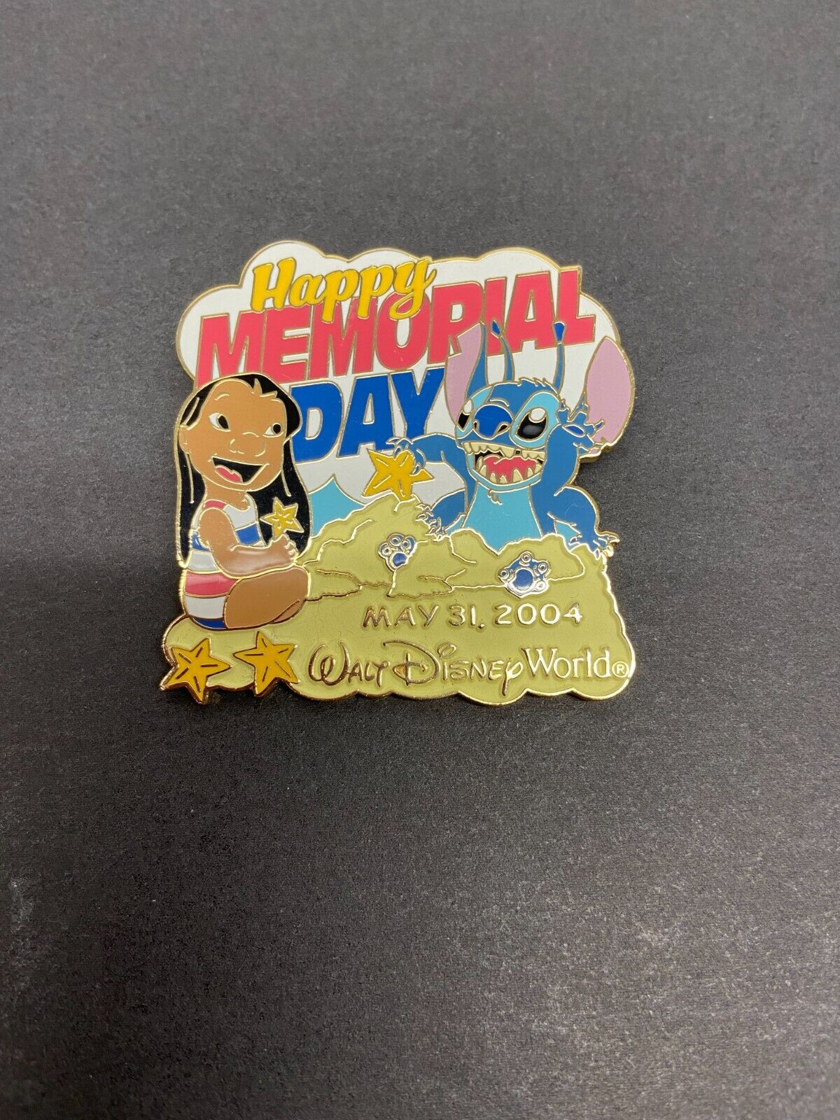Rare Disney May 31st  2004 Collection Pin Lilo & Stitch Happy Memorial Day