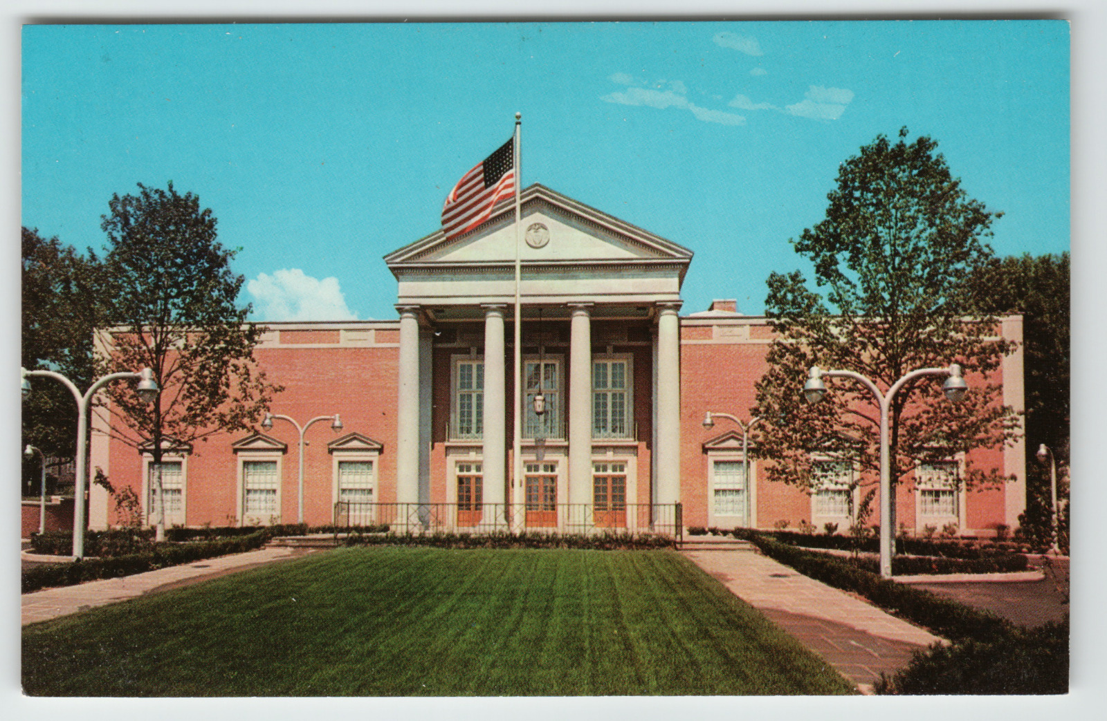 Postcard Westmoreland County Museum of Art Greensburg, PA