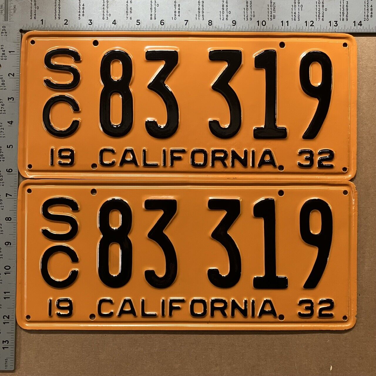 1932 California truck license plate pair SC 83 319 YOM DMV REGISTERABLE 15851