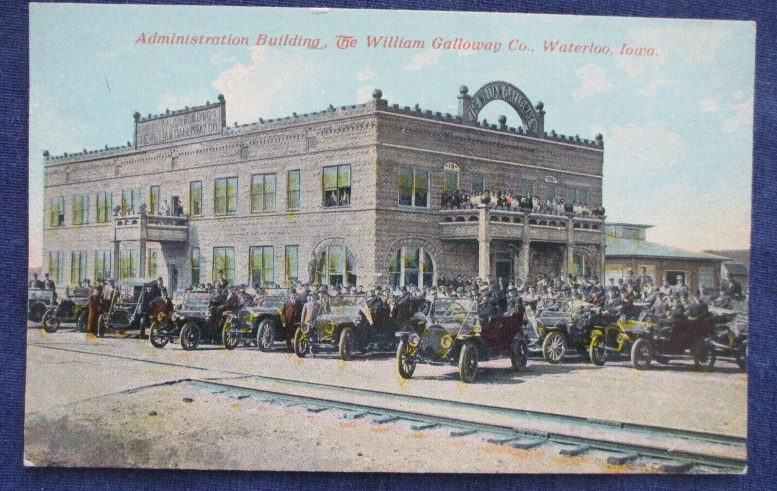 1910s Waterloo Iowa William Galloway Co Building & Cars Postcard