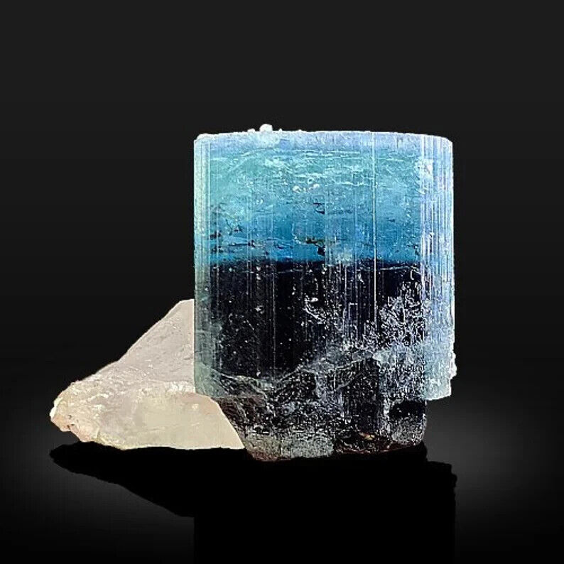 18 Gram - Aesthetic Bi Color Blue Cap Tourmaline Crystal With Quartz On Head