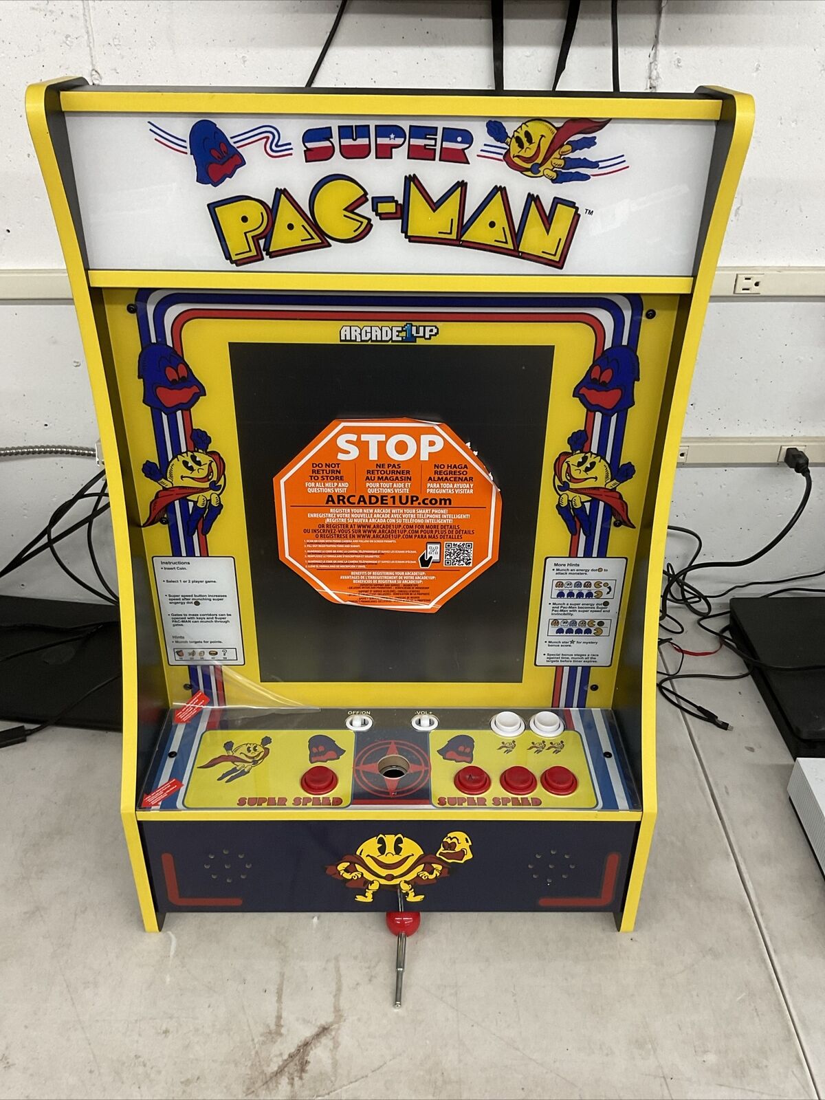 Arcade1UP Super Pacman Partycade - Brown Box Broken