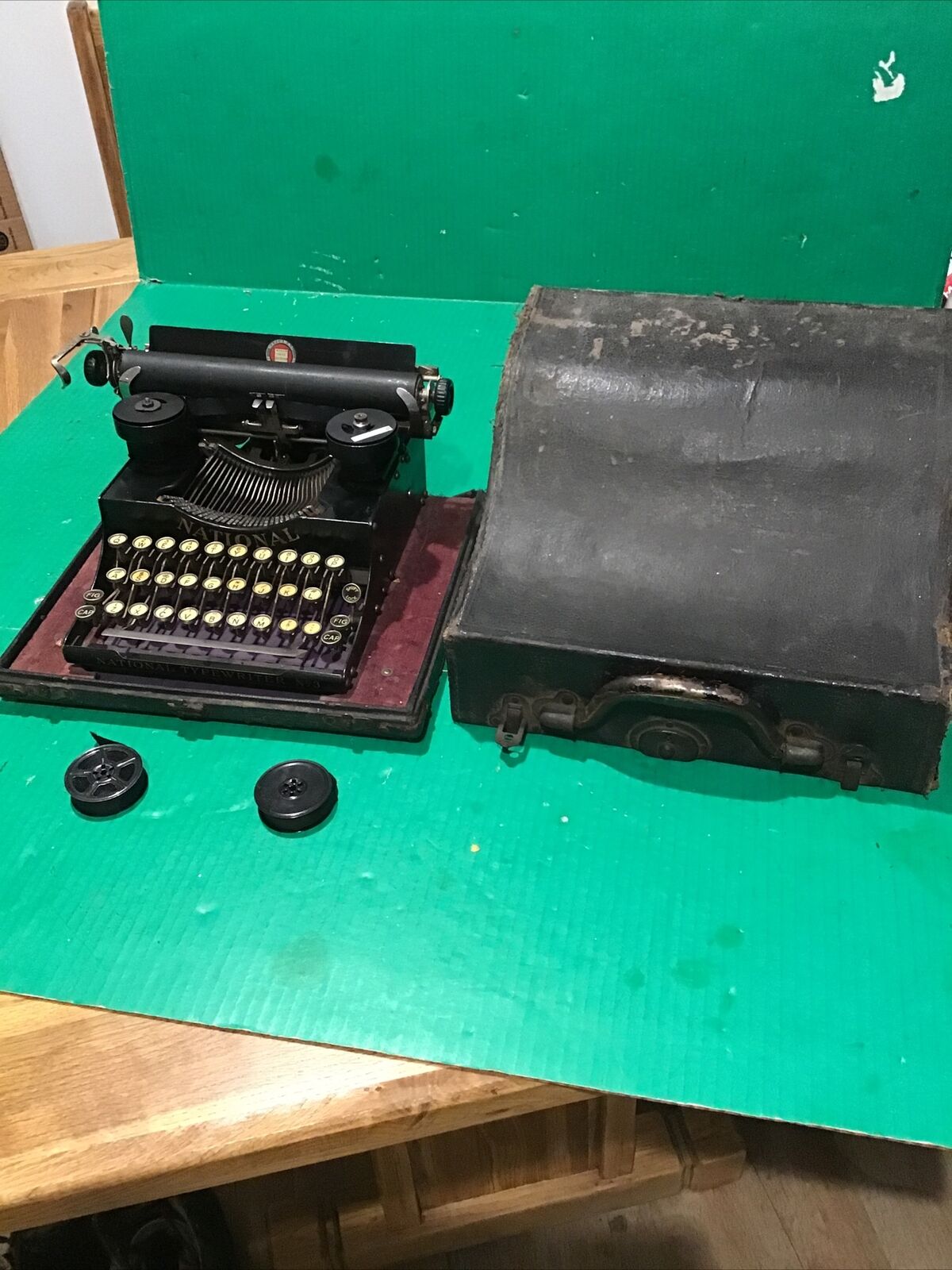Vintage National Typewriter Portable No 3 & Case working (has bad roller)