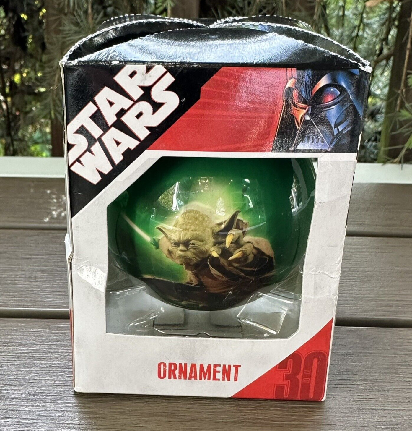 Disney Lucas Films 2007 Star Wars Yoda + Chewbacca Green Ball Ornament in Box