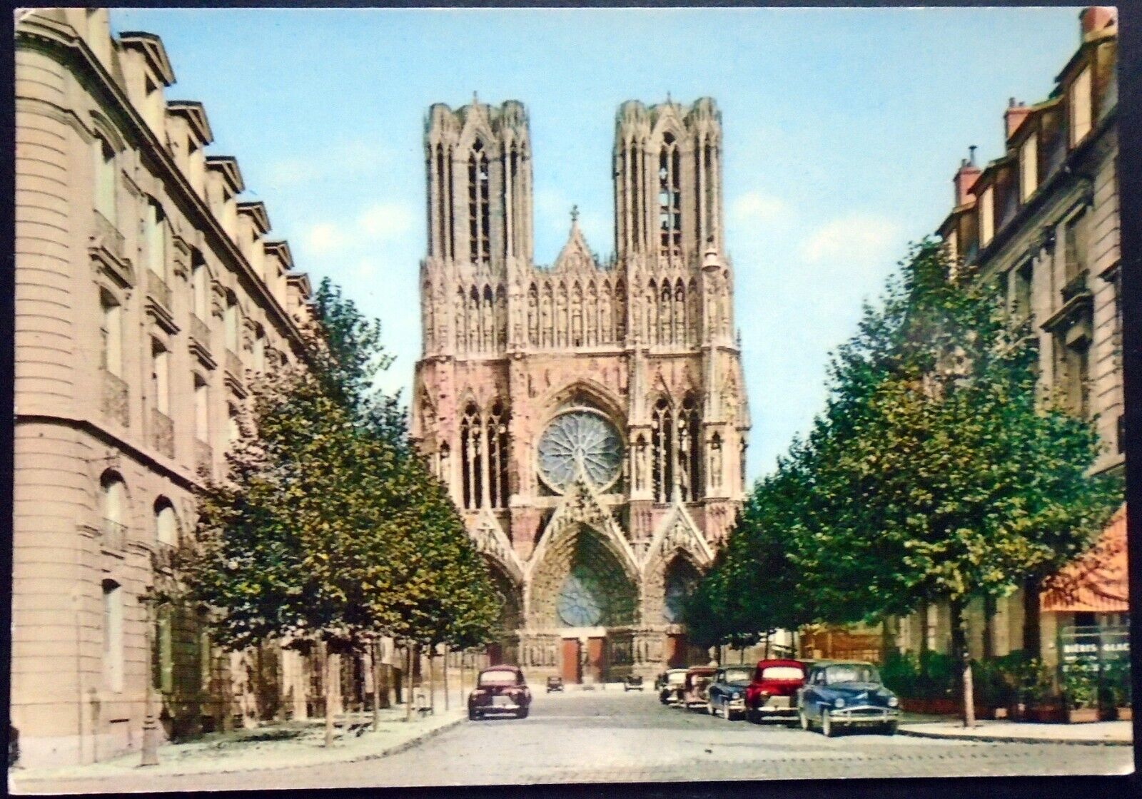 1950s Notre-Dame de Reims, Rue Rockefeller, Reims, France