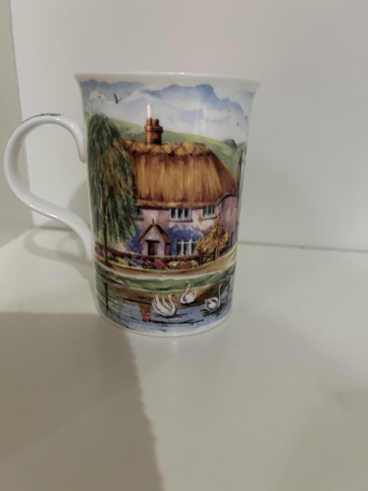 Wren glance fine bone china made in England collectibles Cottage Motive