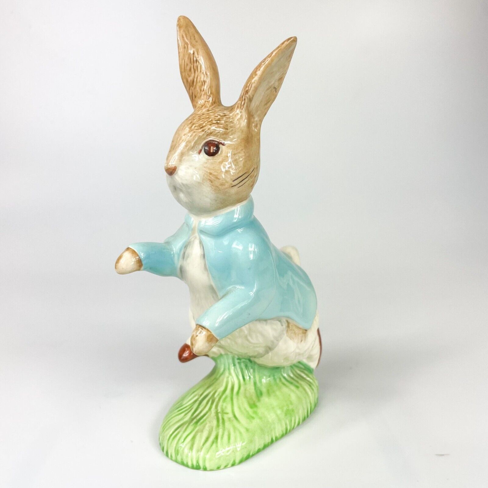 Beswick Peter Rabbit 100 years Anniversary Figurine 6.5\'\'