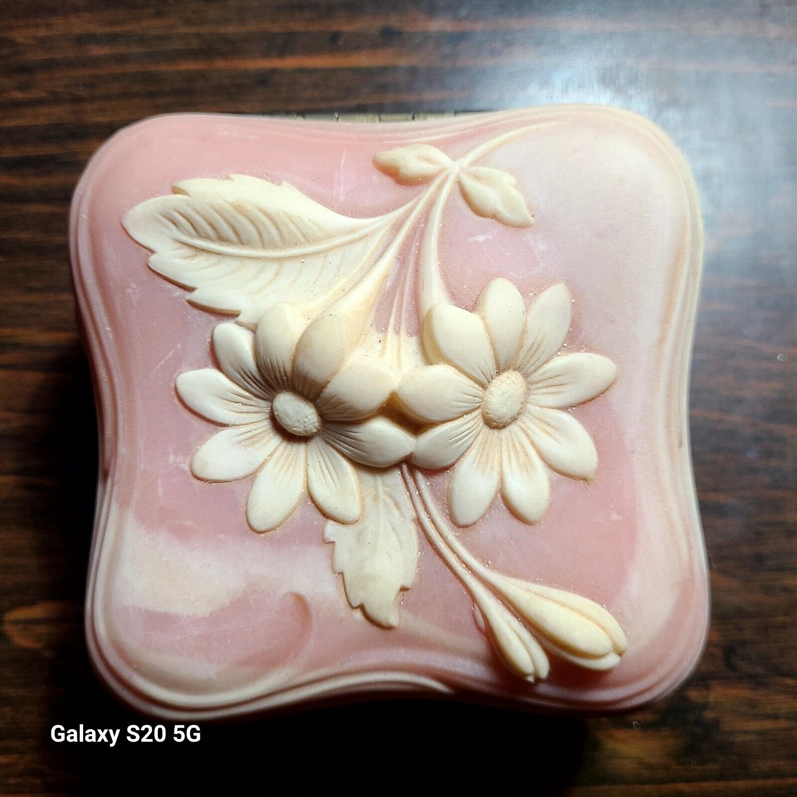 Vintage Genuine Incolay Stone Rose Marble Daisy Floral Trinket Jewelry Box 3.25\