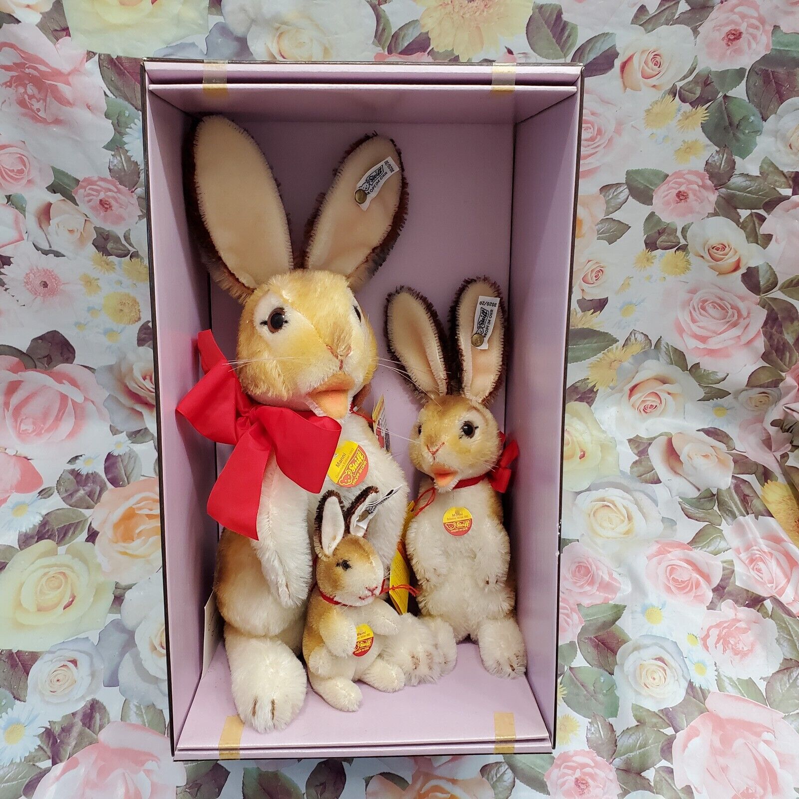 Vintage Steiff Plush Manni Rabbits 3 Piece Set in Box Mohair Collectors Edition