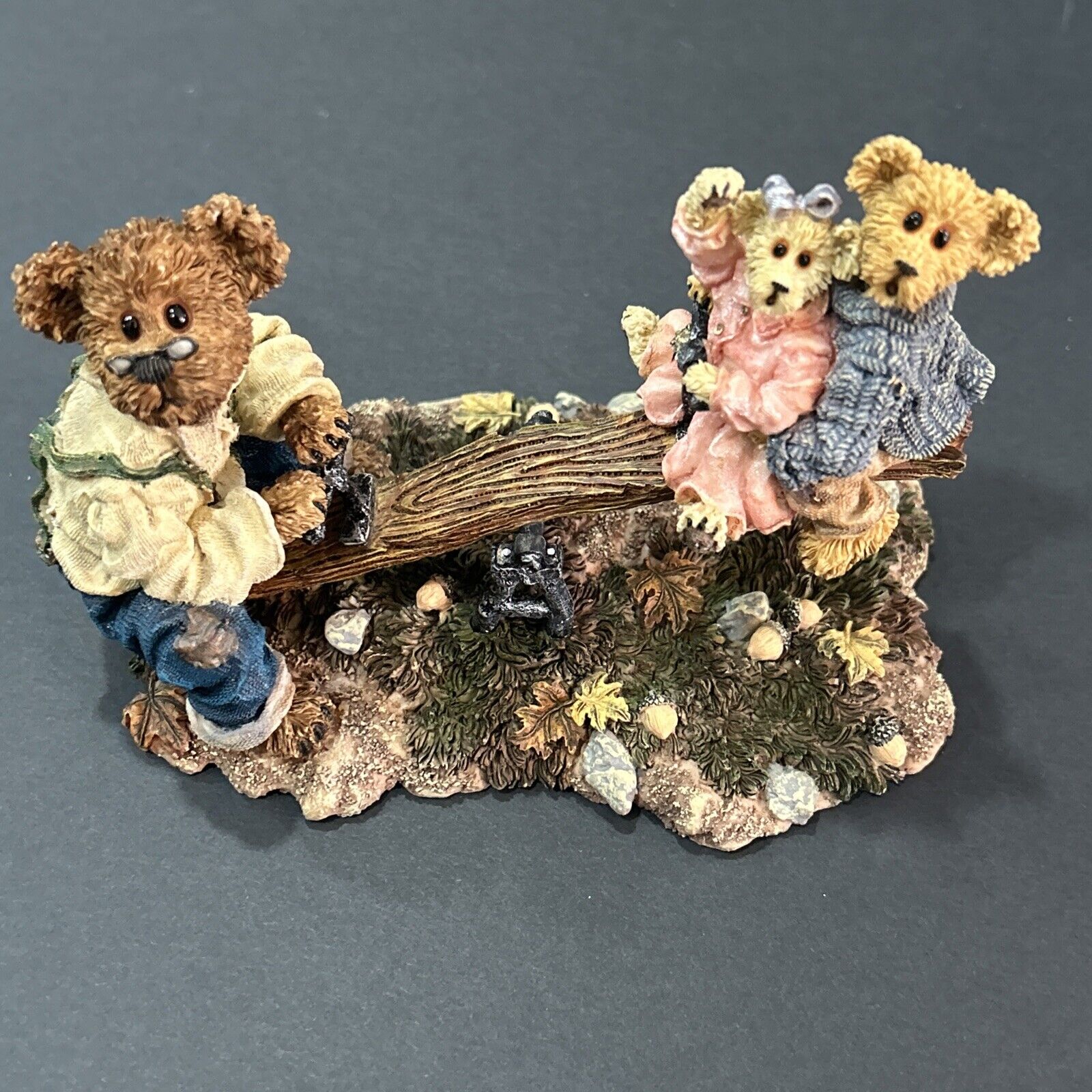 2001 Boyds Bears & Friends Grandpa Bearikins With Molly & Jeff Figurine
