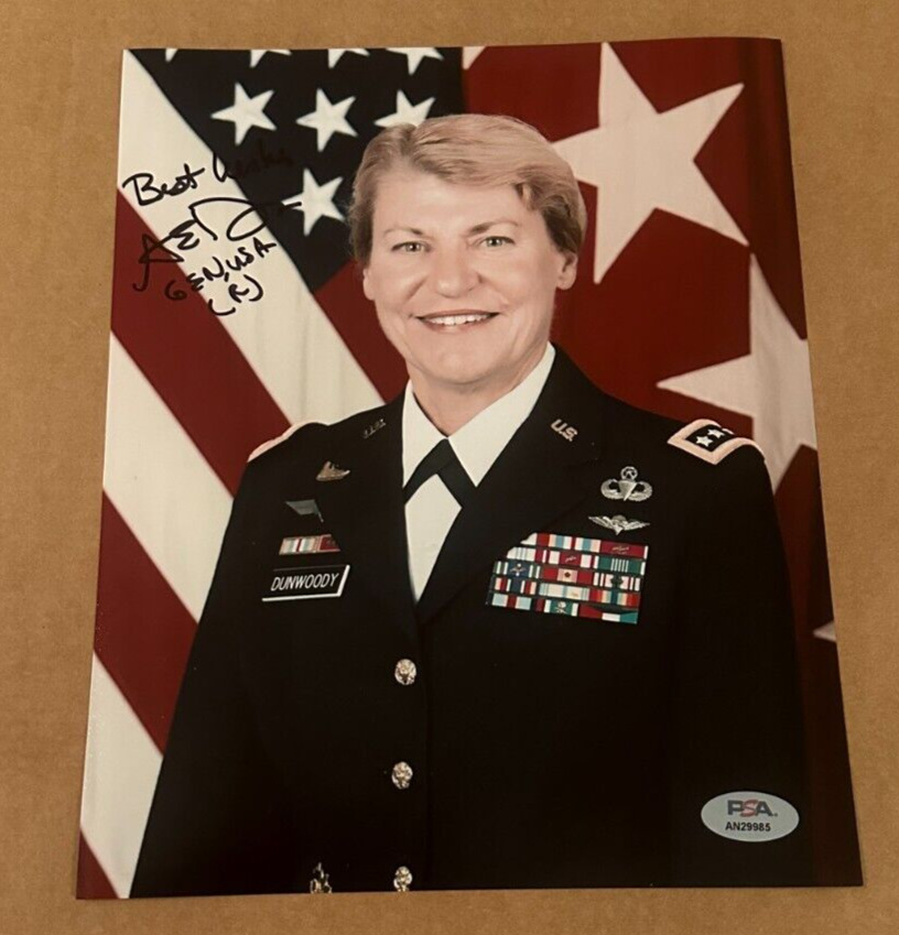 GENERAL ANN DUNWOODY SIGNED 8X10 PHOTO PSA/DNA COA AUTHENTIC MILITARY