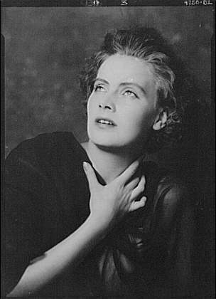 Garbo,Greta,Miss,actresses,acetates,portrait photograph,women,Arnold Genthe,1925