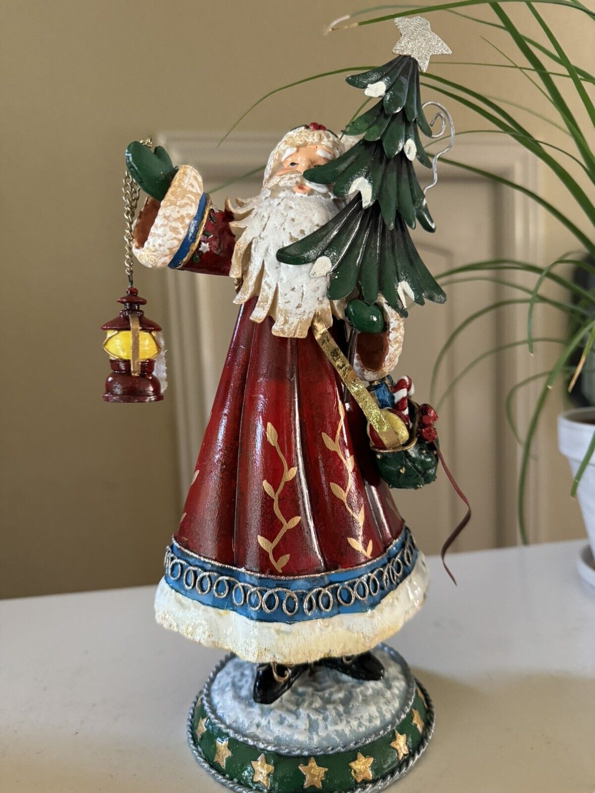 Santa Claus Wobble Bobble Figurine Cast Resin + Tin Christmas Decoration  11.5\