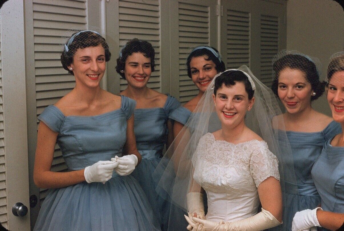 1958 Bride and Bridesmaids Before Wedding Vintage 35mm Slide