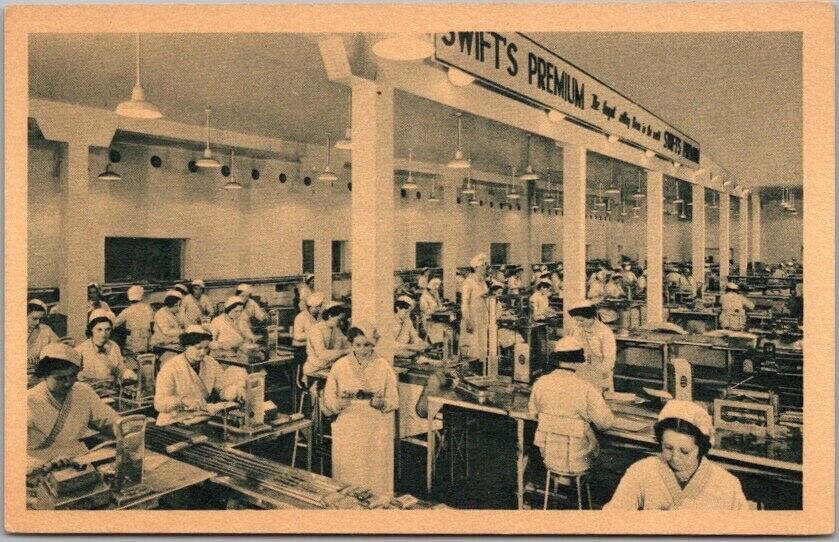 c1940s SWIFT\'S PREMIUM BACON Advertising Postcard Factory View / Female Workers