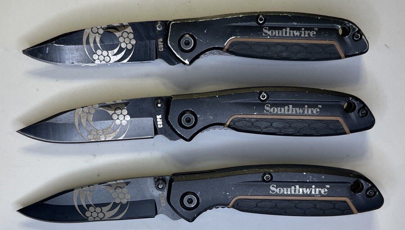 Lot Of 3 Southwire 2.88 In High Carbon Stainless Steel Pocket Knife w/ Sharpener