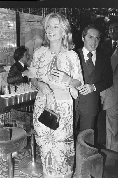 Anne Anka and Paul Anka attend a party at Regine\'s in Paris F- 1977 Old Photo