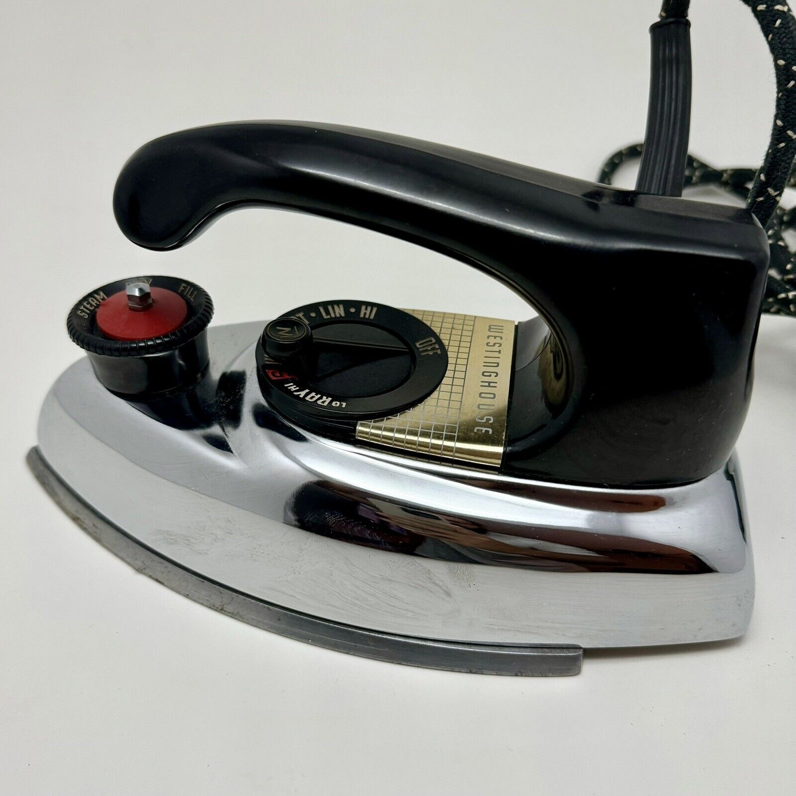 Vintage 1950’s  Westinghouse Adjust-o-matic Steam Iron  IS 5212 - Works