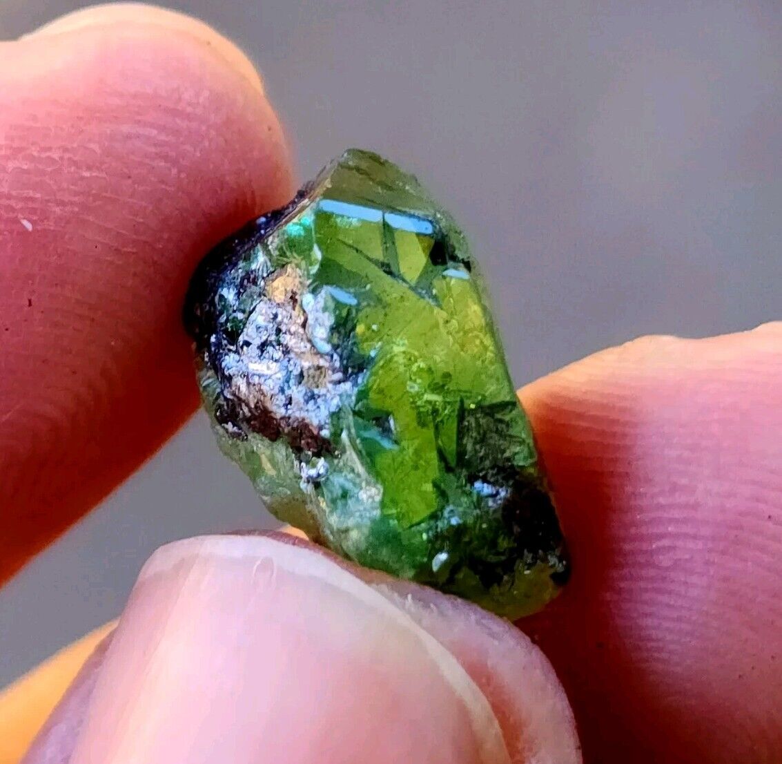 Natural Tsavorite Garnet from Tanzania, 10.90ct, US TOP Crystals