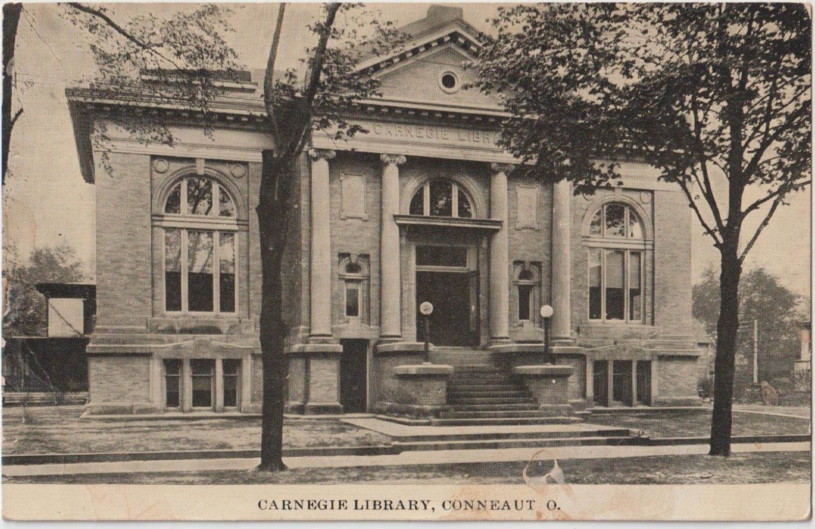 Conneaut, Ohio  Postcard, Carnegie Library Building, Ohio 1910#436