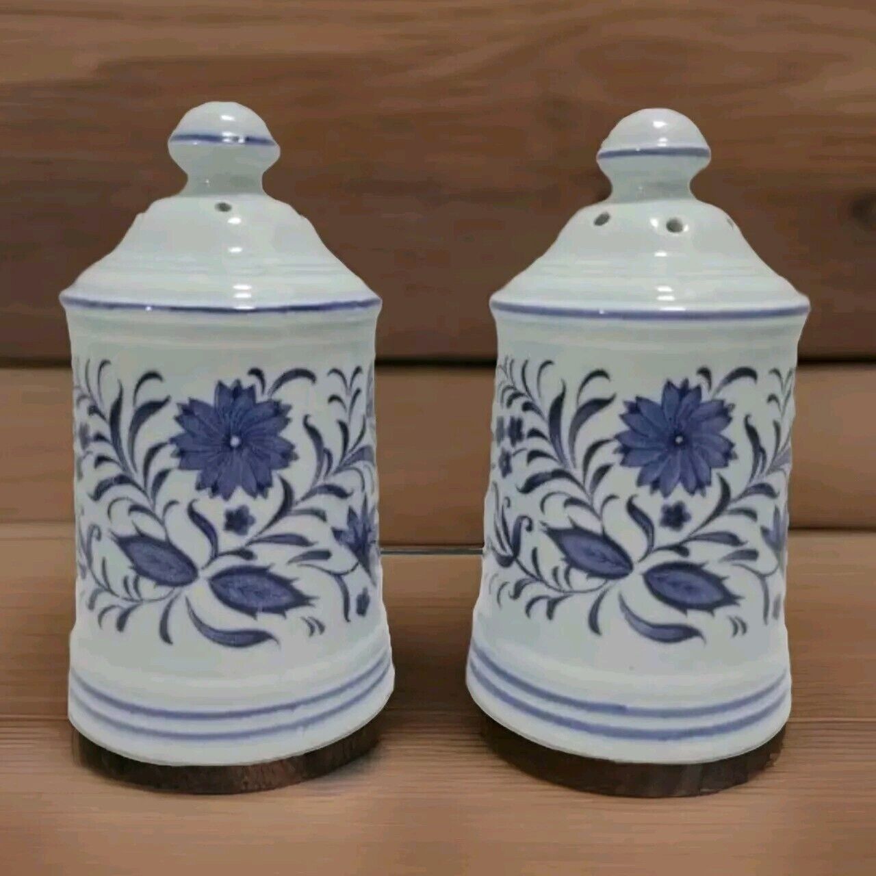 Vintage  Blue Onion  Danube Blue Porcelain Salt and Pepper Shaker set 5 X 3